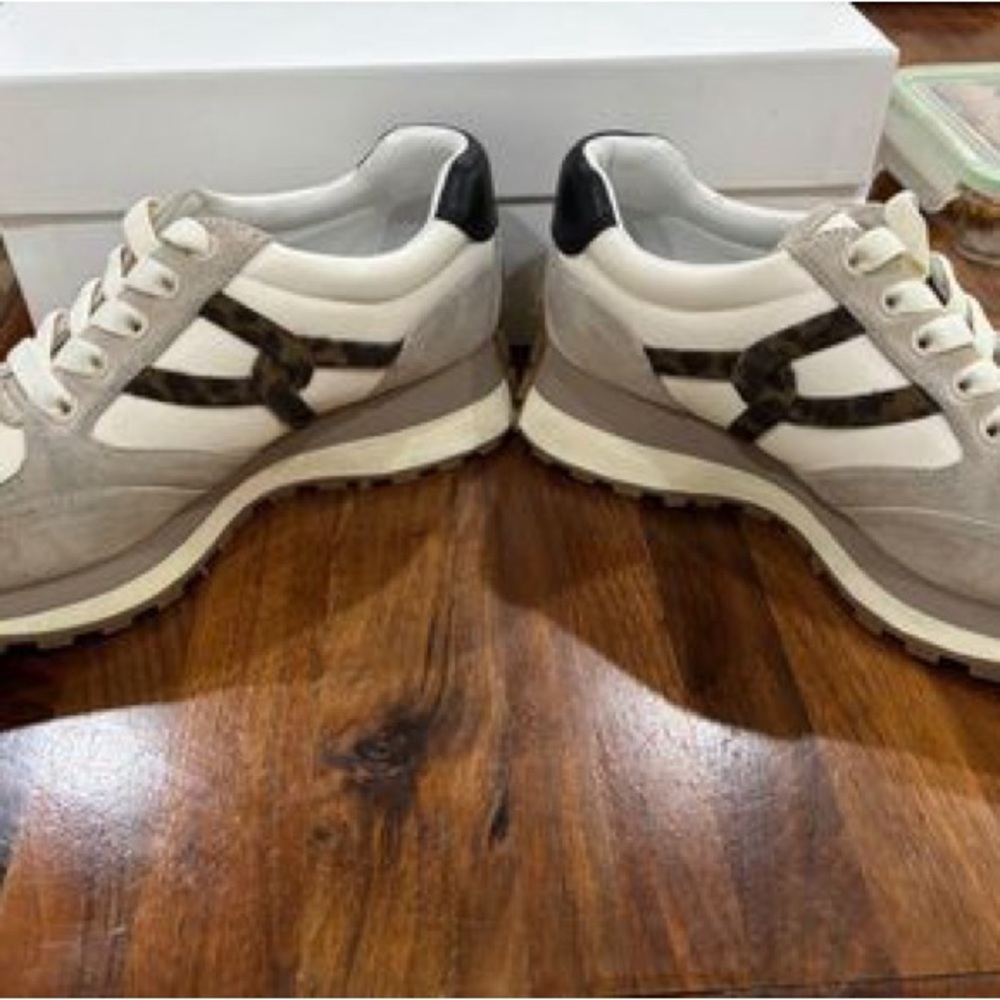 Veronica Beard Valentina Beige and Black Sneakers